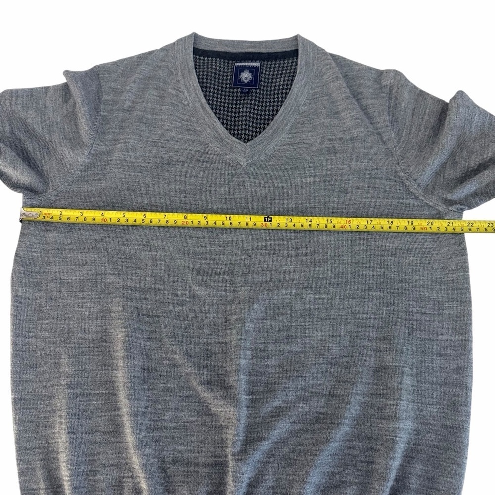 POINT ZERO COLLECTION Grey Merino Blend V-Neck Knit Sweater Large - Picture 11 of 14